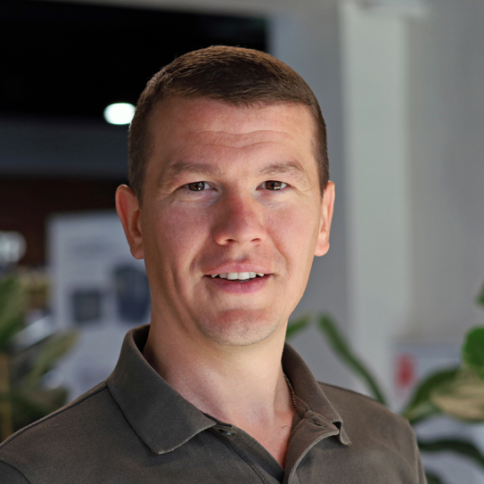 Менеджер по работе с клиентами